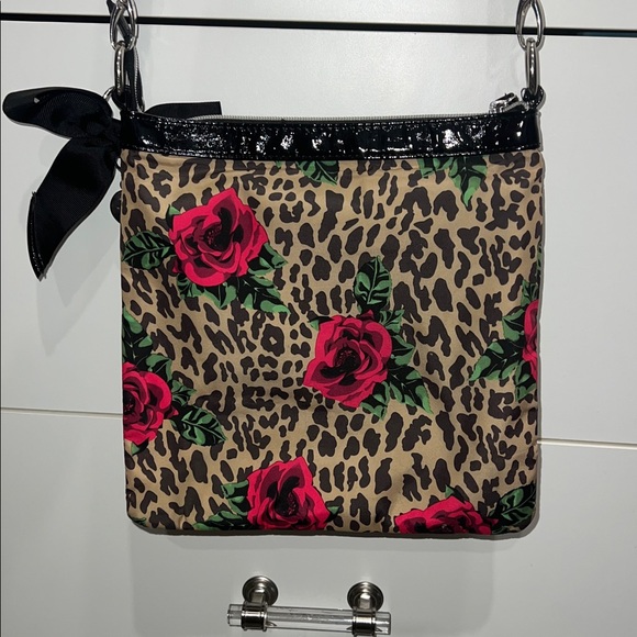 Betsey Johnson Leopard Print Floral Crossbody - Picture 5 of 14
